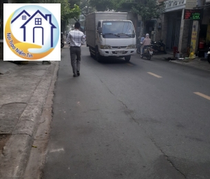 Bán căn mặt tiền Nguyễn Quang Bích, Tân Bình, DT: 4x27m, 1 trệt 3 lầu, 9 phòng ngủ, sân thượng
