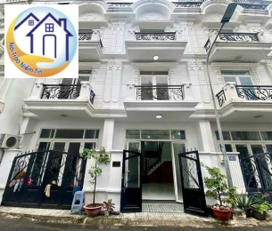CHO THUÊ NHÀ NGUYÊN CĂN, 1 TRỆT 3 LẦU, 4 PHÒNG NGỦ, ĐƯỜNG HÀ HUY GIÁP, QUẬN 12, TP HCM