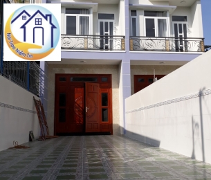 Nhà đúc thật 1 trệt, 3 lầu. Diện tích 4x26m, 4 phòng ngủ, phòng thờ, sân thượng trước sau, Thạnh Lộc , Quận 12