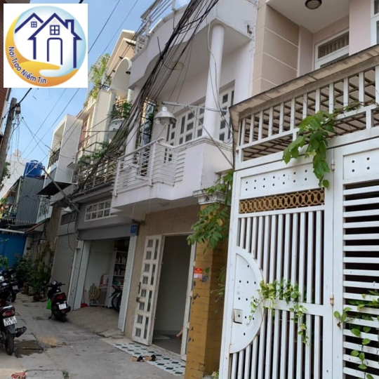 Bán nhà DT:4x17m, 1 lầu, gồm phòng khách, bếp, 2pn, 2Wc, hẻm xe hơi 6m, Nguyễn Văn Công, Gò Vấp
