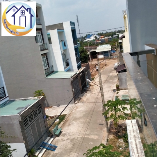  Diện tích 4x17m, 2 lầu, 4PN, Sổ Hồng riêng đã hoàn công, nhà thuộc đường Thạnh Xuân 25, Q12 - LH: 0939052828