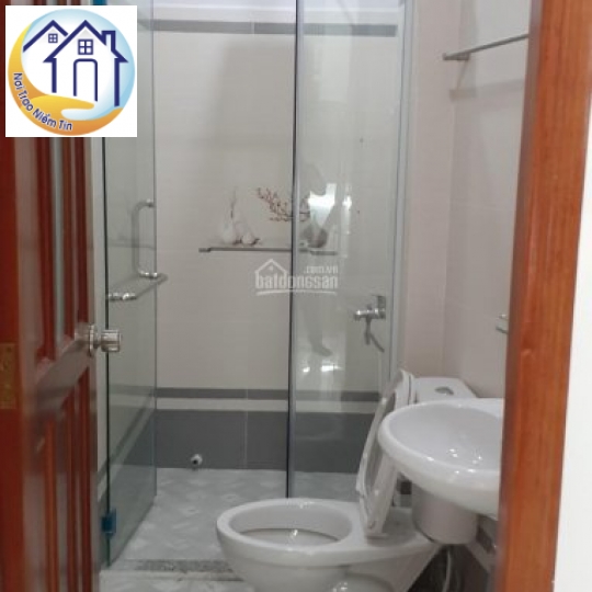 Bán căn nhà 1 sẹc  diện tích : 8,8x24m, Bạch Đằng, P2, Tân Bình, Tp HCM, Gần Sân Bay Tân Sơn Nhat