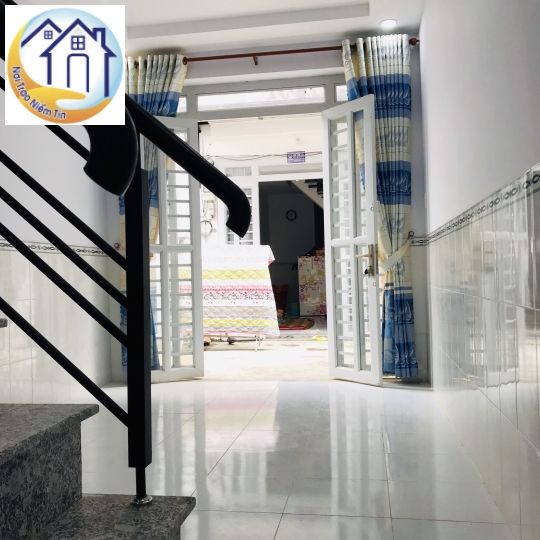 Bán Căn nhà 1 trệt 1 lầu, 2 phòng ngủ, 2 toilet, đường TL40, P. Thạnh Lộc, Q12, Tp HCM