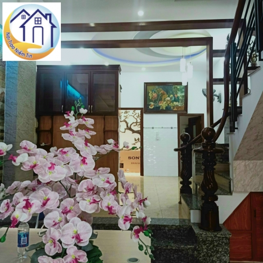 BÁN NHÀ 1 TRỆT 2 LẦU, SÂN THƯỜNG, DIỆN TÍCH 4,5 x17, LÊ VĂN THỌ, P9, GÒ VẤP