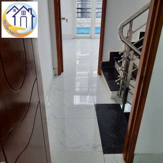 BÁN NHÀ 1 TRỆT 2 LẦU, SÂN THƯỜNG, GIÁ CHỈ 1 TỶ 2 TRĂM 80 MƯƠI TRIỆU ĐỒNG.