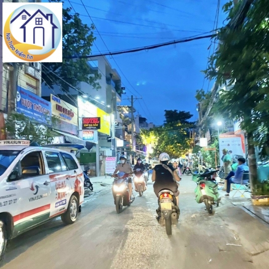 Bán căn nhà mặt tiền Nguyễn Văn Công, P. 3, GV, thuận lợi kinh doanh, cho thuê, LH: 0981 966 337