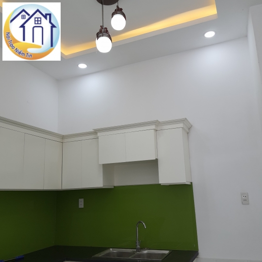 BÁN NHÀ 1 TRỆT 2 LẦU, SÂN THƯỜNG, GIÁ CHỈ 1 TỶ 2 TRĂM 80 MƯƠI TRIỆU ĐỒNG.