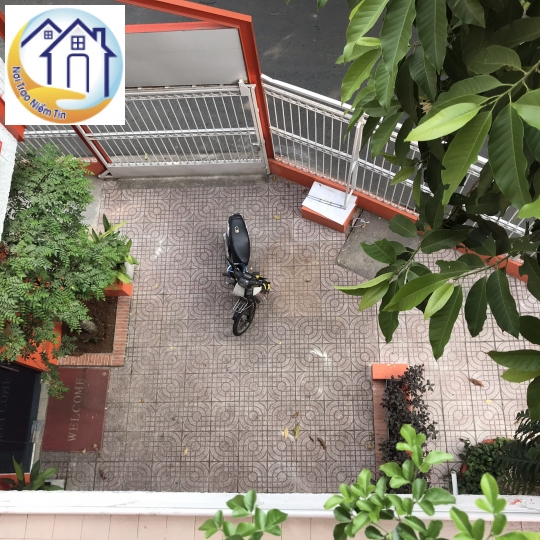 Bán biệt thự 2 mặt tiền hẻm thông CMT8 Quận 3 - Tp HCM