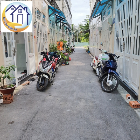 BÁN NHÀ 1 TRỆT 2 LẦU, SÂN THƯỜNG, GIÁ CHỈ 1 TỶ 2 TRĂM 80 MƯƠI TRIỆU ĐỒNG.