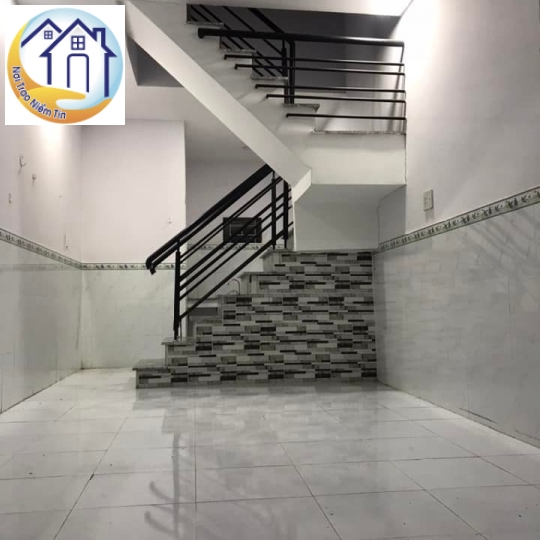 Bán Căn nhà 1 trệt 1 lầu, 2 phòng ngủ, 2 toilet, đường TL40, P. Thạnh Lộc, Q12, Tp HCM