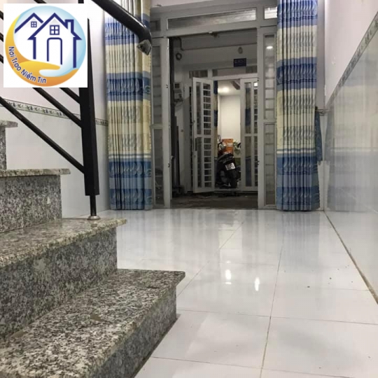 Bán Căn nhà 1 trệt 1 lầu, 2 phòng ngủ, 2 toilet, đường TL40, P. Thạnh Lộc, Q12, Tp HCM